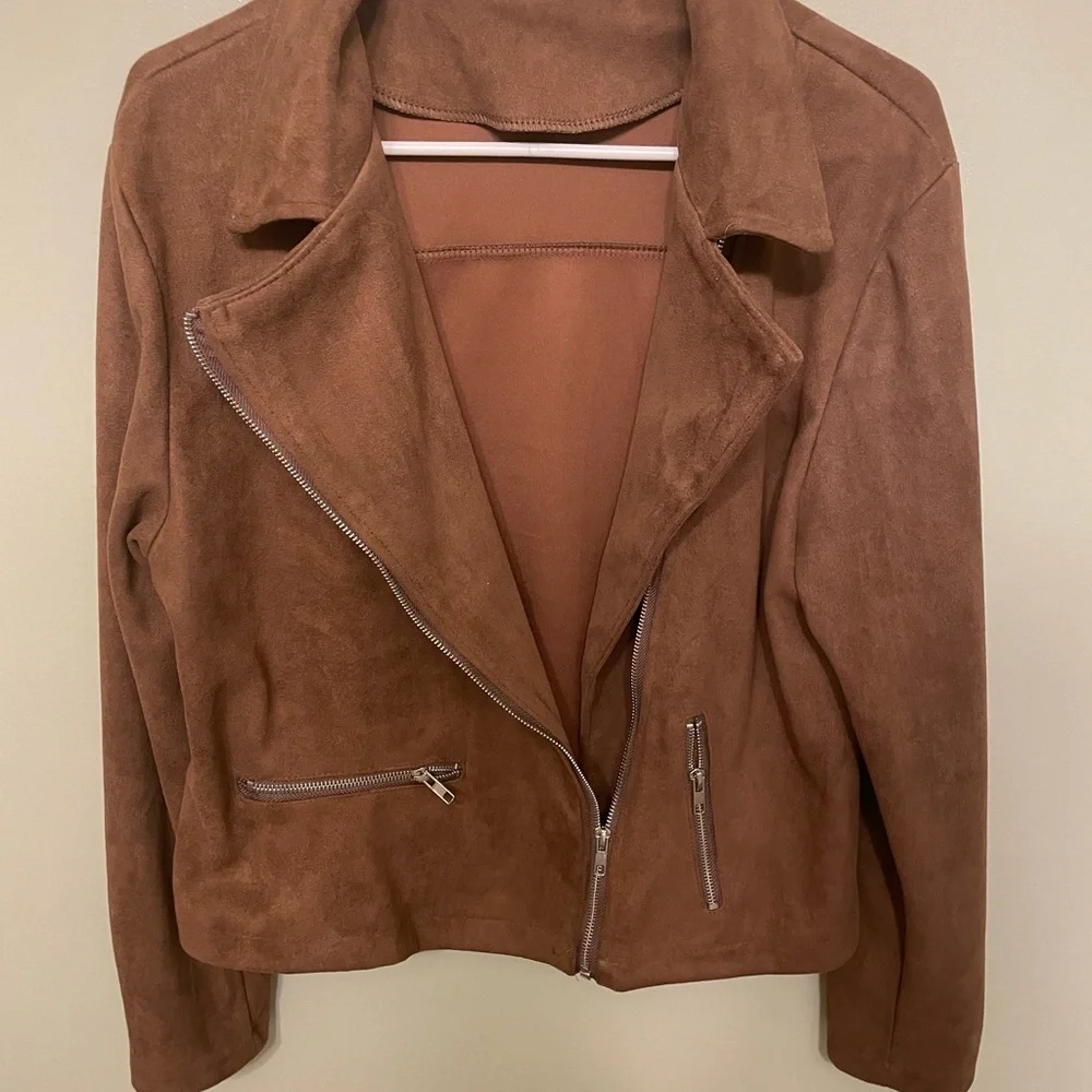 Jacket - Picture 1 of 6